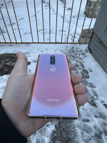 продаю срочно телефон: OnePlus 8, Б/у, 128 ГБ, цвет - Серебристый, 1 SIM, 2 SIM