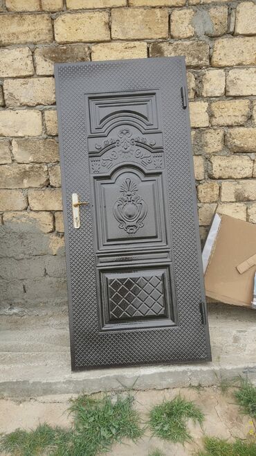 Giriş qapıları: Yeni Giriş qapısı 90x205 sm Zamok və çərçivə ilə, Zəmanətli, Ödənişli quraşdırma, Ödənişli çatdırılma, Rayonlara çatdırılma — 19