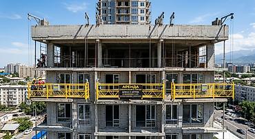 подъёмник: Сдаем в аренду профессиональные фасадные подъемники ZLP 630. В наличии — 1