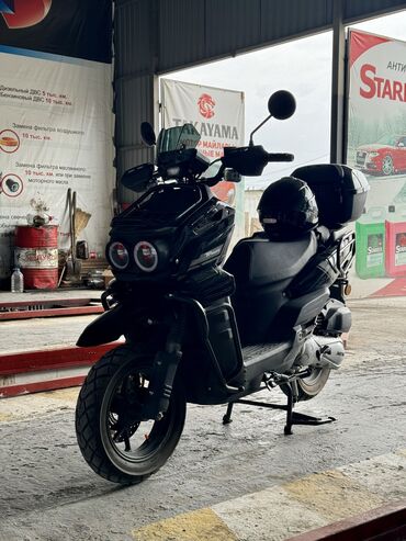 купить мотоцикл из китая бу: Скутер Tank, 150 куб. см, Бензин