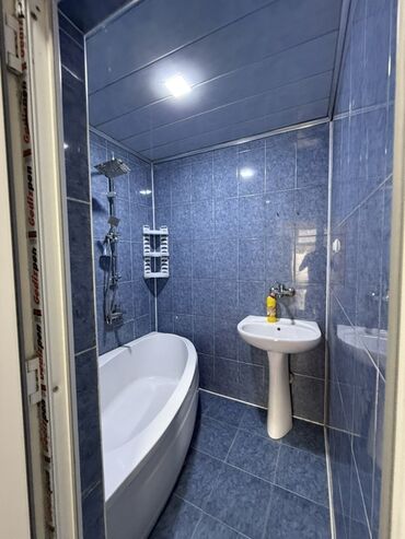 Həyət evləri və villaların satışı: 6 otaqlı, 150 kv. m — 10