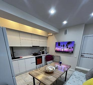 Продажа квартир: 1 комната, 42 м², Элитка, 2 этаж, Дизайнерский ремонт — 2