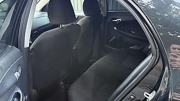 e150: Toyota Corolla: 2011 г., 1.6 л, Автомат, Бензин, Седан — 8