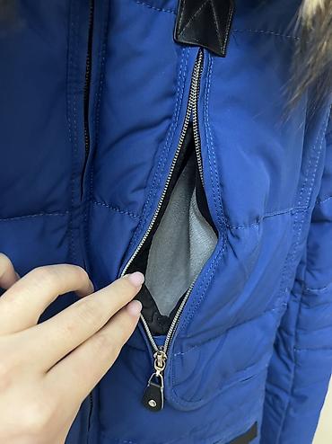 пуховик button женский: Пуховик, Длинная модель, С мехом, M — 4