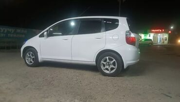 сиденья для фит: Honda Fit: 2004 г., 1.3 л, Вариатор, Бензин