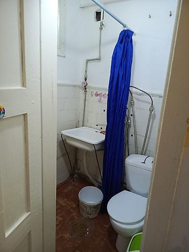 ак кеме старый аэропорт: 2 комнаты, 42 м², Хрущевка, 1 этаж, Косметический ремонт — 4