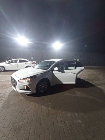 Hyundai: Hyundai Sonata: 2019 г., 2 л, Автомат, Газ, Седан — 13