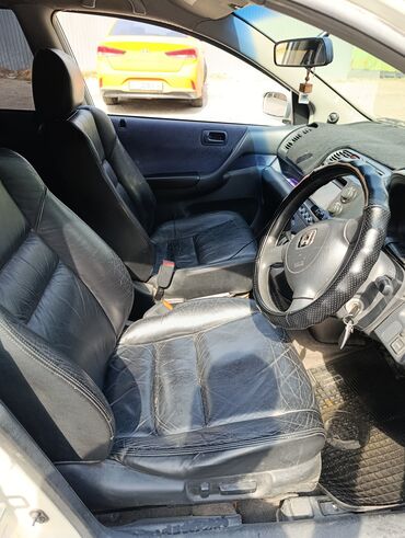 купить маленькую машину недорого: Honda Civic: 2001 г., 1.5 л, Автомат, Бензин, Хетчбек
