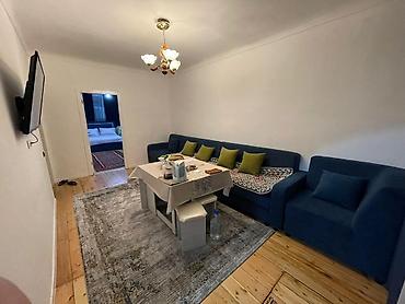 улица: 2 комнаты, 55 м², Хрущевка, 1 этаж — 3