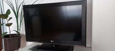 lcd tv: LG 32CS460 LCD TV u extra stanju sa daljinskim.Dijagonala ekrana 82