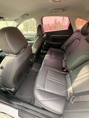боковой: Hyundai Sonata: 2021 г., 2 л, Автомат, Бензин, Седан — 4