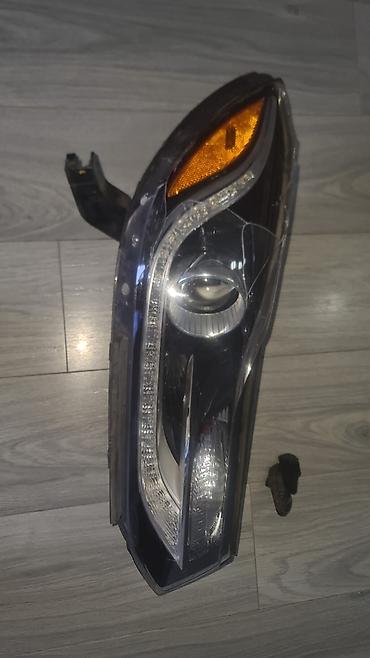 Ehtiyat hissələri: Original Chevrolet trax-in ön sağ işıq, şüşəsi sınıq, 2 yerdən payka — 1