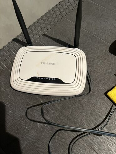 modem tp link qiymeti: TP-Link TL-WR841N Wireless N Router - Sürət: 300 Mbps (2.4 GHz) -