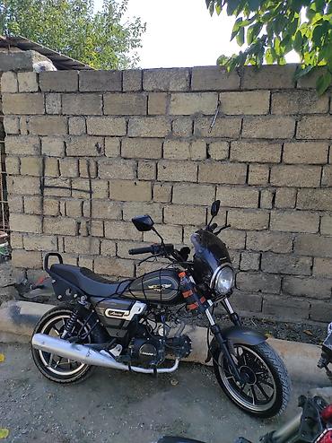 arenda mopedler: İdeal motodu otur sür,Yan çantalarıda var üstündə verləcək.Uzgdan işə — 1