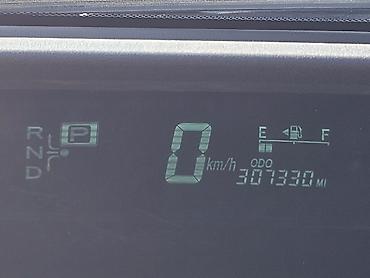 авто в рассрочку гибрид: Toyota Prius: 2008 г., Гибрид, Лифтбек — 8