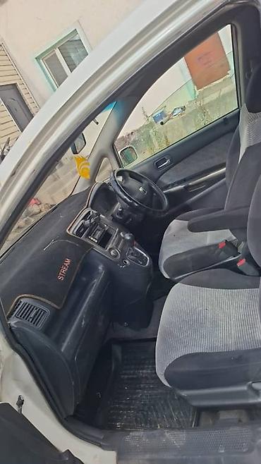 хонда степ эреф 1: Honda Stream: 2002 г., 1.9 л, Автомат, Бензин, Вэн/Минивэн — 4
