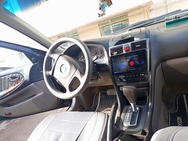 Nissan: Nissan Maxima: 3 l | 2002 il Sedan — 20