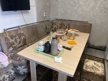 авито кызыл мебель бу: Ашкана үчүн жумшак бурчек, Колдонулган, Өзү алып кетүү, түсү - Саргыч боз