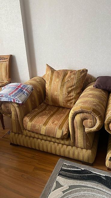 divan krovat: 2 kreslo1 divan acilir iki neferlik yataq olur — 4