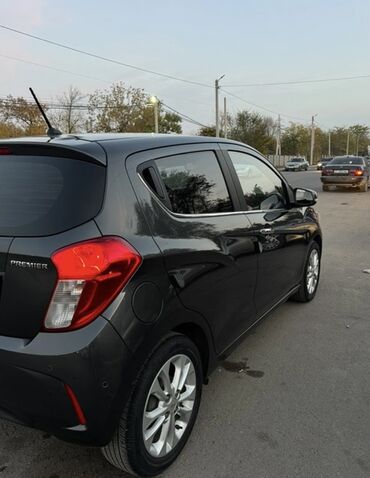 Chevrolet: Chevrolet Spark: 2019 г., 1 л, Автомат, Бензин, Хэтчбэк at lalafo.kg — 5 Chevrolet: Chevrolet Spark: 2019 г., 1 л, Автомат, Бензин, Хэтчбэк — 5