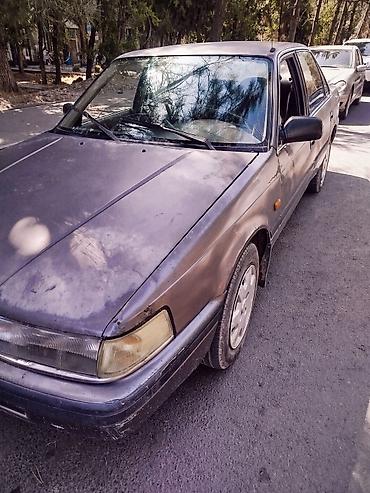 rox 01: Mazda 626: 1989 г., Седан — 4