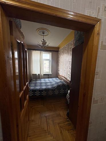 квартира студия баку: Satılır 3 otaqlı köhnə tikili 80 m², Xalqlar Dostluğu m. Bina daşdır — 7
