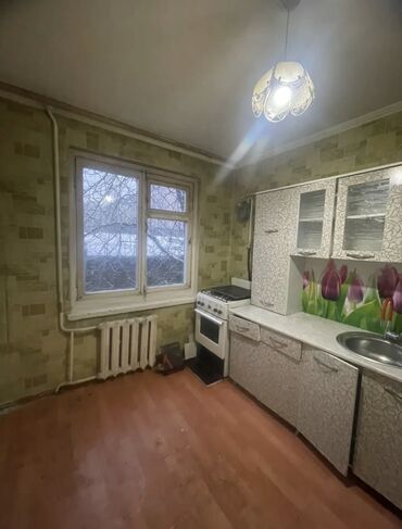 Продажа квартир: 1 комната, 32 м², 104 серия, 2 этаж, Косметический ремонт