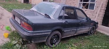 Унаа: Mitsubishi Galant: 1988 г., 2 л, Кол менен иштөөчү, Бензин, Седан — 4