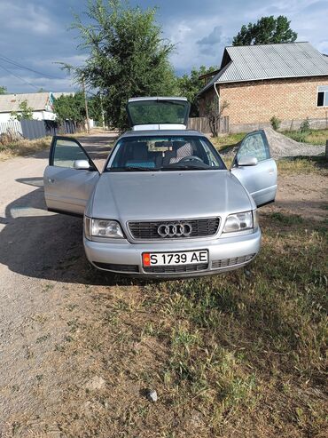 ауди минивен: Audi A6: 1997 г., 2.6 л, Автомат, Бензин, Универсал