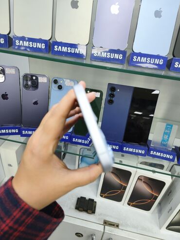 Apple iPhone: IPhone 15, 128 GB, Ağ, Simsiz şarj — 6