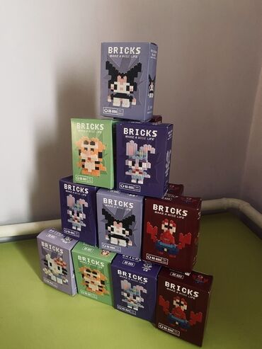 на пальчики для игр: Набор мини-конструкторов "Bricks" для создания забавных фигурок