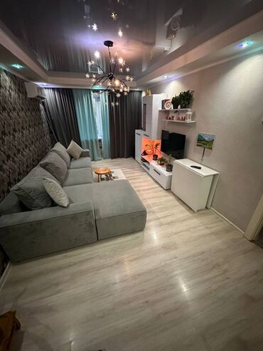 Продажа квартир: 2 комнаты, 42 м², Индивидуалка, 3 этаж, Косметический ремонт