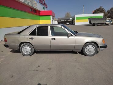 Mercedes-Benz: Mercedes-Benz W124: 2 л, Дизель, Седан