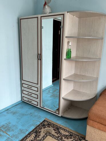 кыргыз мебел: Илгич Шкаф, Уктоочу бөлмө үчүн, Колдонулган