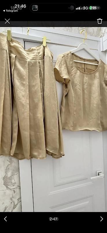 Костюмы с юбкой: Одежда женская покупала в Италии/Дубаи, размеры от 48 до 58, новое и — 38