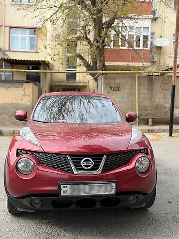 juk: Nissan Juke: 1.6 l | 2013 il Krossover — 2