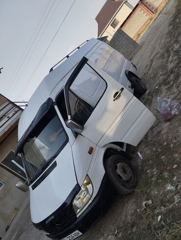 ручной погрузчик: Легкий грузовик, Mercedes-Benz, Стандарт, 3 т, Б/у