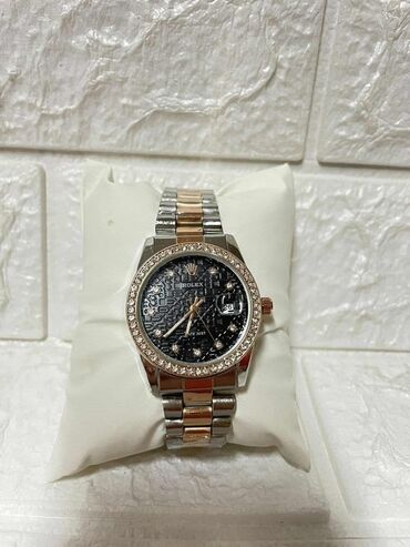 Ručni satovi: Klasični sat, Guess, Ženski na lalafo.rs — 2 Ručni satovi: Klasični sat, Guess, Ženski — 2