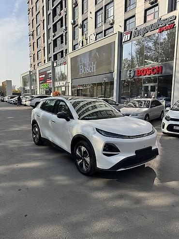 mitsubishi eclipse cross: Changan Qiyuan Q05: 2026 г. — 2