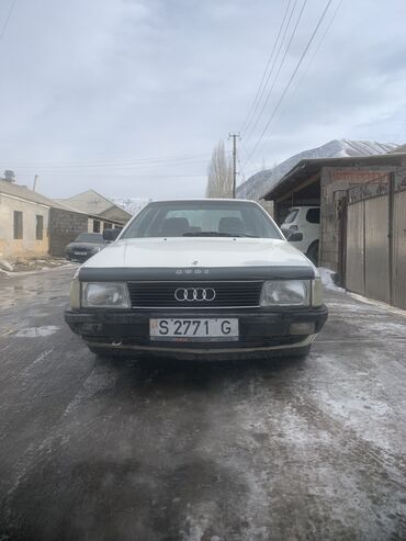 Audi: Audi 100: 1989 г., 2 л, Механика, Бензин, Седан