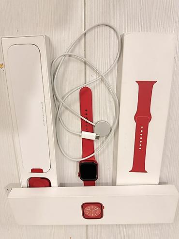 Apple Watch: Срочно продаю Apple Watch 8 series Цвет red product Размер 41мм АКБ — 1