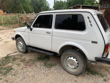 продажа авто пикап: ВАЗ (ЛАДА) 4x4 Нива: 2005 г., 1.7 л, Механика, Бензин, Внедорожник