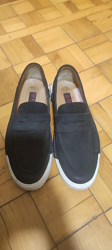 Qara mokasin tipli slip-on kişi ayaqqabısı - Rəng: Qara, kontrast ağ