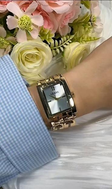 Ručni satovi: Cena 2900 din. Kvarcni mehanizam. Nerdjajuci celik(kuciste — 9