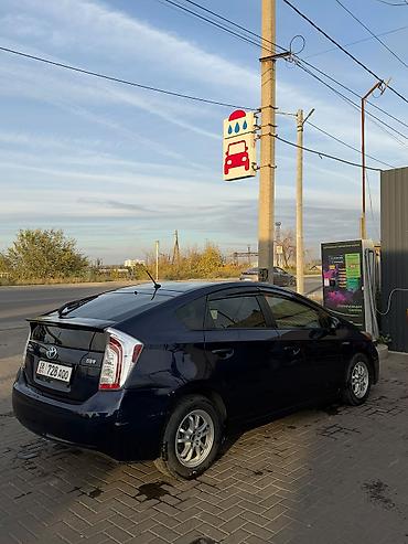 kia 2015: Toyota Prius: 2015 г., Гибрид, Хэтчбэк — 3