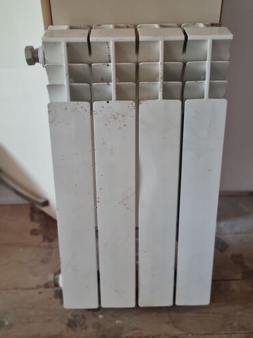 panel radiator: İşlənmiş Seksiyalı Radiator