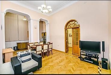 otel baki: 📢 İçərişəhərdə Tarixi Binada Premium Obyekt / Ofis / Mənzil İcarəyə — 2