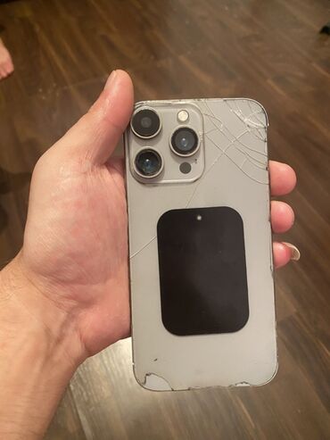 Apple iPhone: IPhone Xr, 128 GB, Natural Titanium, Qırıq