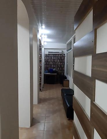 салон: Torqovaya küçəsində Shaurma № 1-in yanında 3 otaqlı tam təmirli və — 1