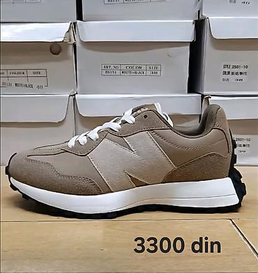 Patike: New Balance patike

CLASSIC

36-46

Cene su na slikama — 7